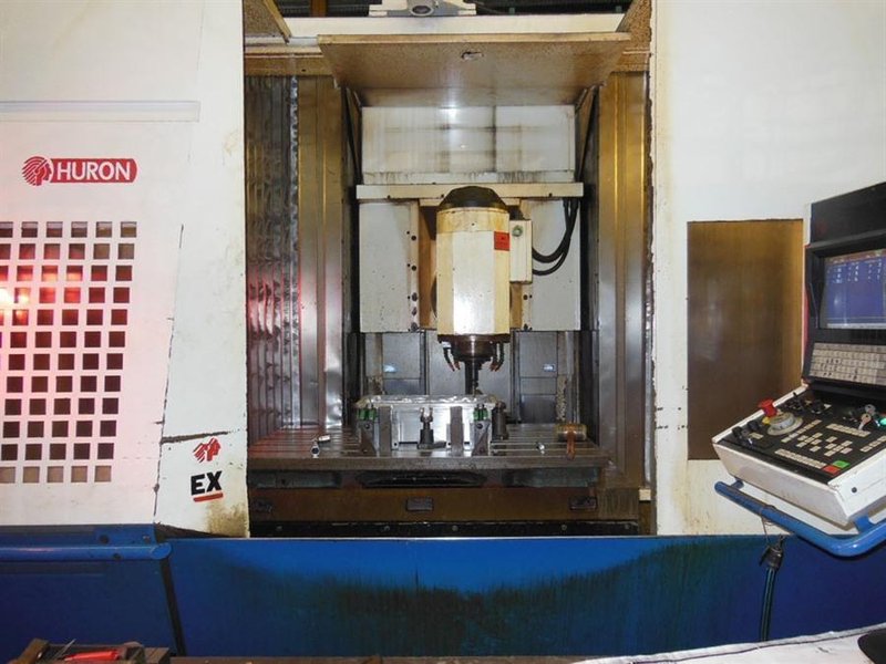 Huron EX10 - X: 1200 - Y: 700 - Z: 600mm