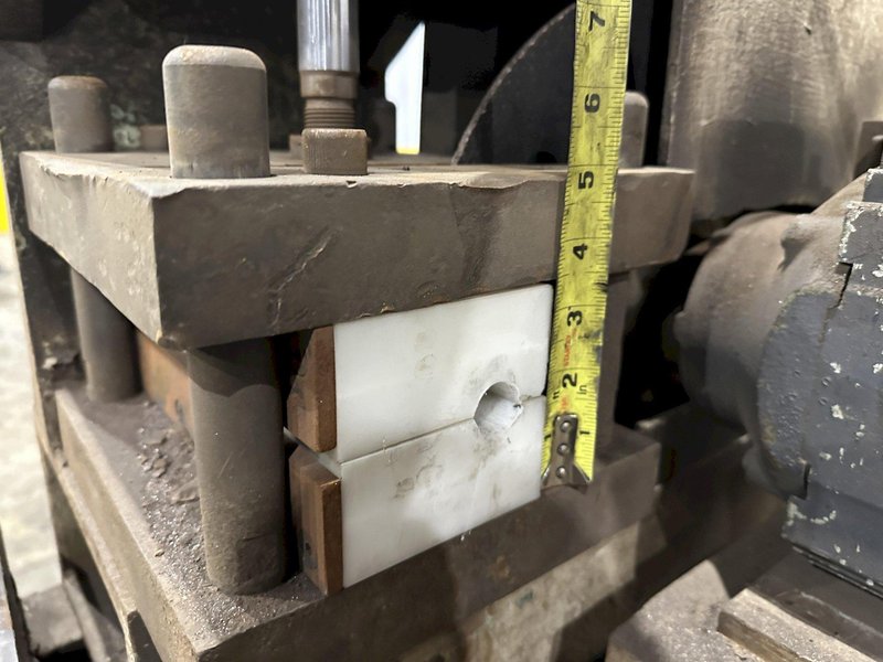 3.25"  CAPACITY TRD MANUFACTURING FLYING ABRASIVE CUTOFF SAW: STOCK #22592