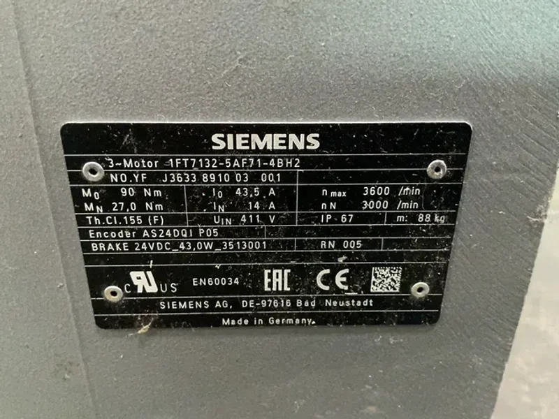 SIEMENS SERVO MOTOR   -  1FT7132-5AF71-4BH2