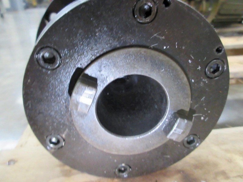 Used Haas CAT40 7500 RPM Spindle with 4.25" 43 Tooth Gear