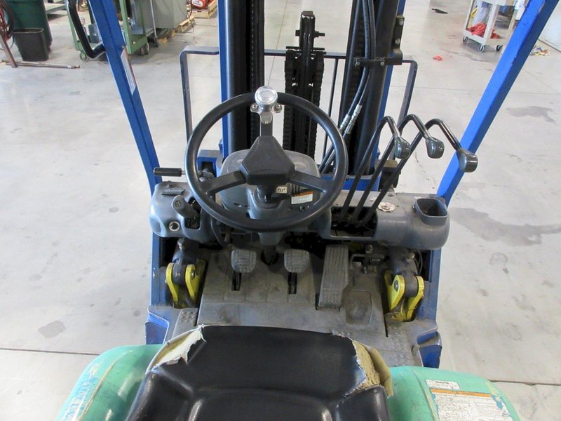 Komatsu Seated Propane Forklift Truck, 4480 LB Load Capacity- Auction Item