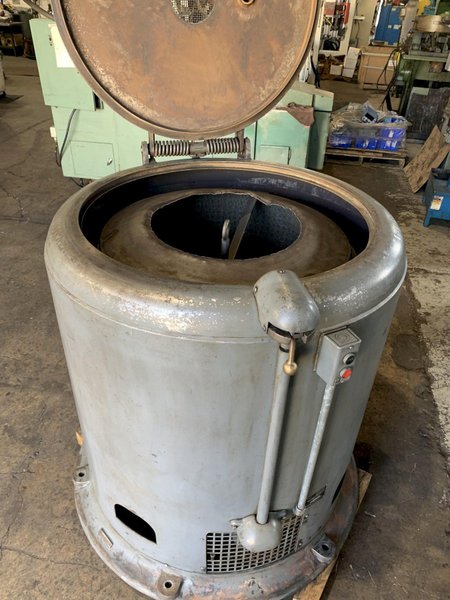 Barrett Model 1100 WD Centrifuge