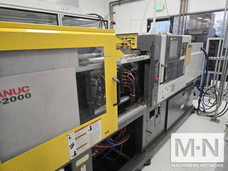 110 TON 6 OZ MILACRON MODEL ROBOSHOT S-2000i-110B  ELECTRIC INJECTION MOLDING MACHINE MFG 2007