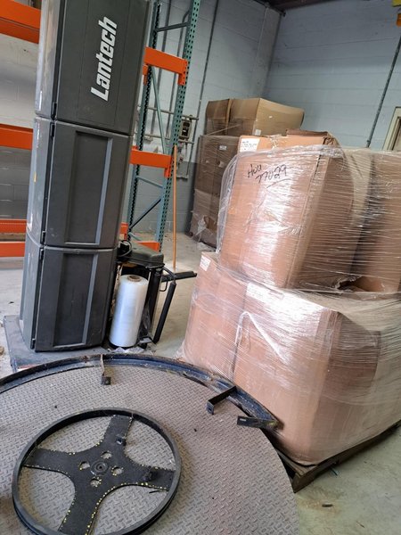 Lantech 60&quot; Turntable Stretch Wrapper Q Automatic