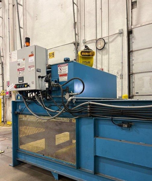 48&quot; x 60&quot; x 30&quot; SUMMIT MODEL #F7-4P HORIZONTAL HYDRAULIC BALER, WITH AUTO TIPPER: YOBRO #24616