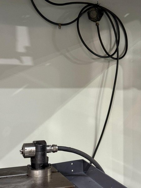 Haas VF-8/50 CNC Vertical Machining Center – 50 Taper Mill