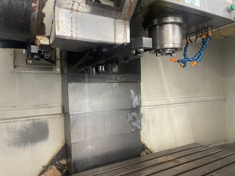 2007 AKIRA SEIKI PERFORMA V5A-XP VERTICAL MACHINING CENTER