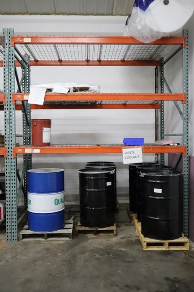 Pallet Racking Teardrop Stye 102&quot; x 42&quot; x 120&quot; High with 3 Shelves, Wire Decking -NO CONTENTS- Auction Item