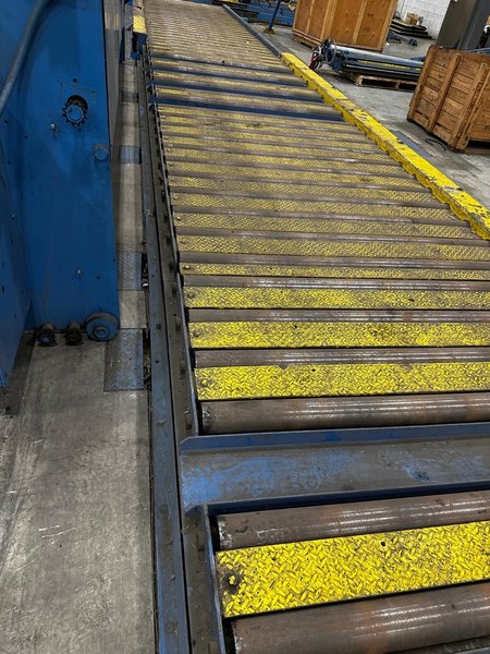 51&#039; Powered Floor Mounted Exit Conveyor