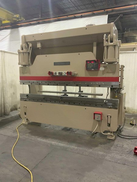 135-TON X 10' CINCINNATI HYDRAULIC PRESS BRAKE STROKE: STOCK #80580
