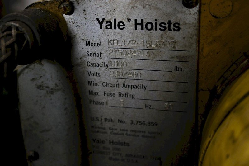 1/2 YALE CHAIN HOIST: STOCK #65782