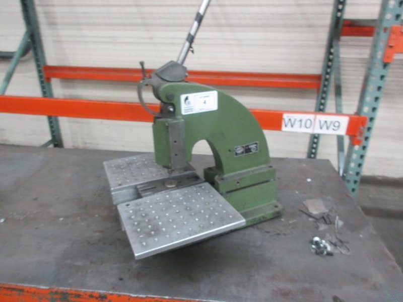 Di-Acro Manual Hand Notcher- Auction Item