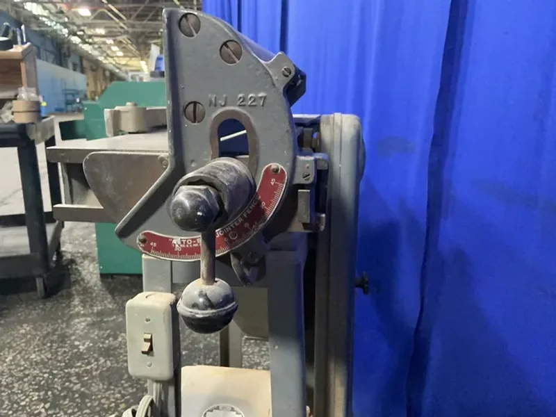 DELTA 4”X32.5” JOINTER  -  NJ-227