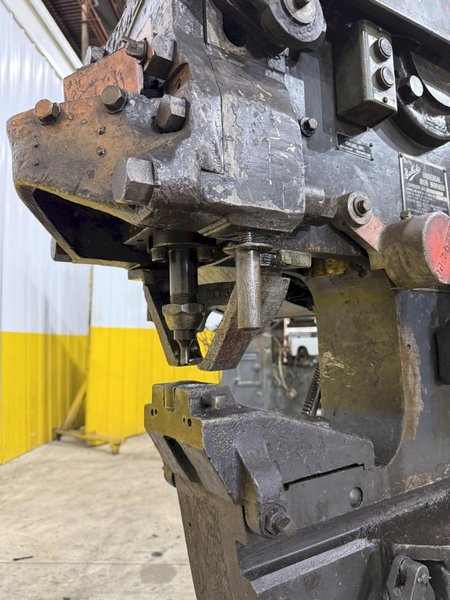 50 TON BUFFALO MODEL #1/2 MECHANICAL IRONWORKER: STOCK #22852