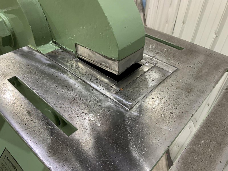 50-TON PIRANHA MODEL P50 HYDRAULIC IRONWORKER: STOCK #80961