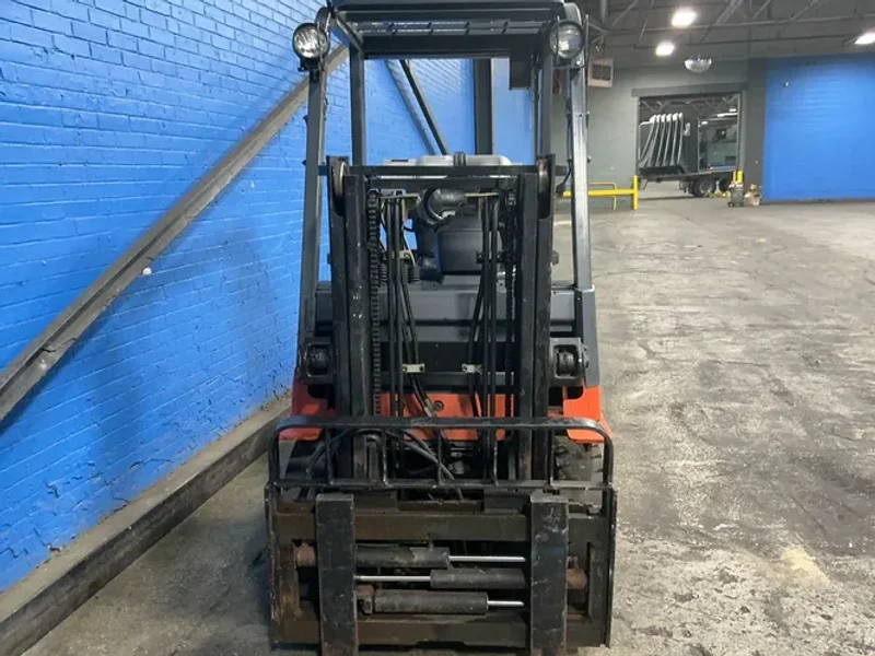 TOYOTA 3300 LBS PROPANE FORKLIFT  -  7FGU15