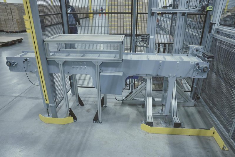 Yaskawa Motoman GP25-12 Robots (4) – YRC1000 Controllers, Mech-Mind 3D Vision, Bin Picking, Integrated Safety Cells, 2022