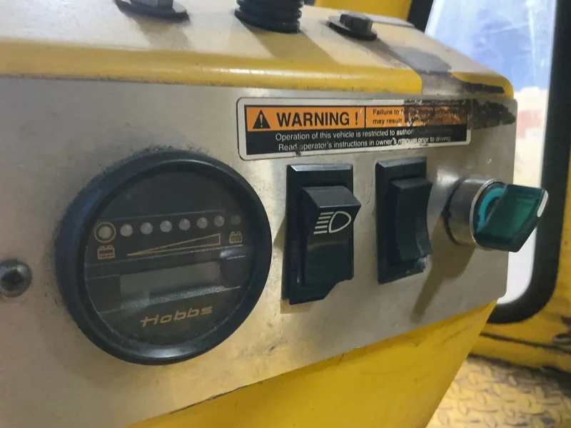 MOTREC 700 LBS ELECTRIC UTILITY TUG   -  E-290