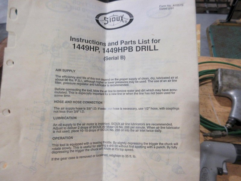 Pneumatic Tools; 1/2" Impact, Sioux Model 2P2550B Tap Gun, Die Grinder- Auction Item