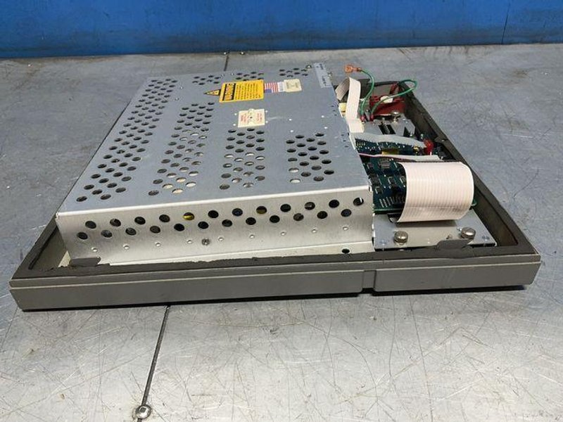 SIEMENS ACRAMATIC 2100 CNC CONTROL PANEL   -  3-424-2202A