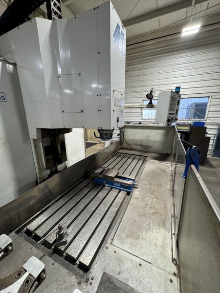 MILLTRONICS HR-30 CNC VERTICAL MACHINING CENTER: STOCK #81123