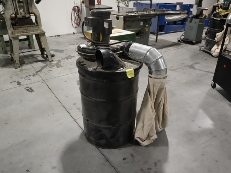 Cincinnati Fan 200S/T1 55 Gal Barrell Dust Collector- Auction Item