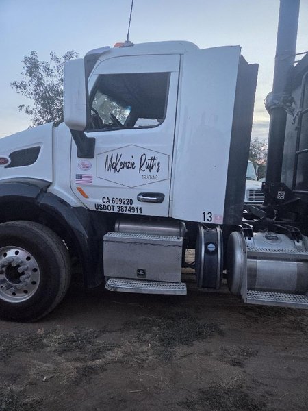 Peterbilt 579 Supertag TRI-AXLE Dump Truck, 2016