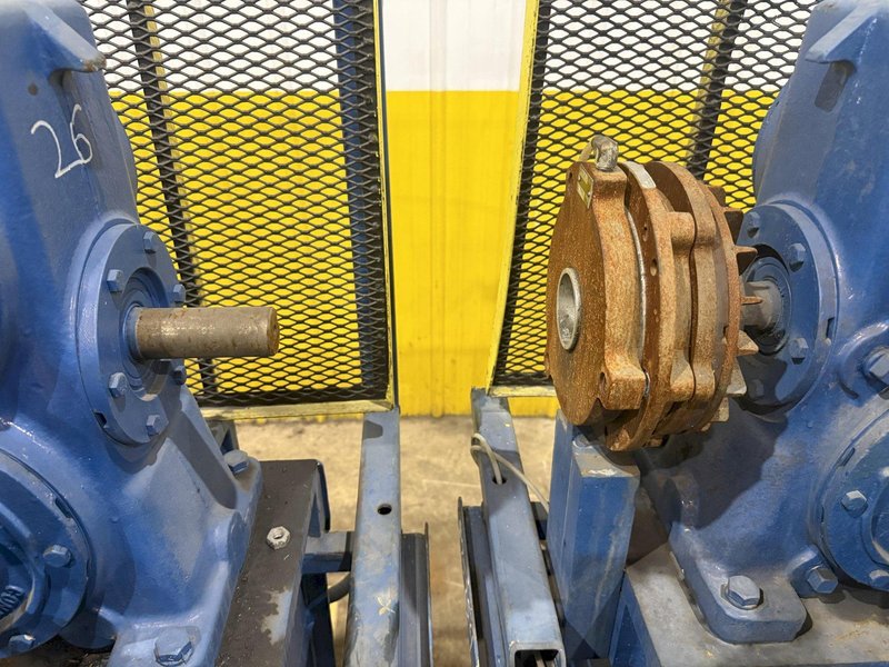 16 STAND x 3" X 18" ROLL SPACE BRADBURY MODEL #430 U-JOINT DRIVE ROLLFORMER: YOBRO #25254