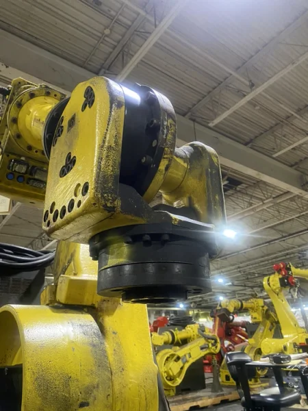 FANUC – R-2000iA/200F w/ RJ3iB Controls PARTS ONLY