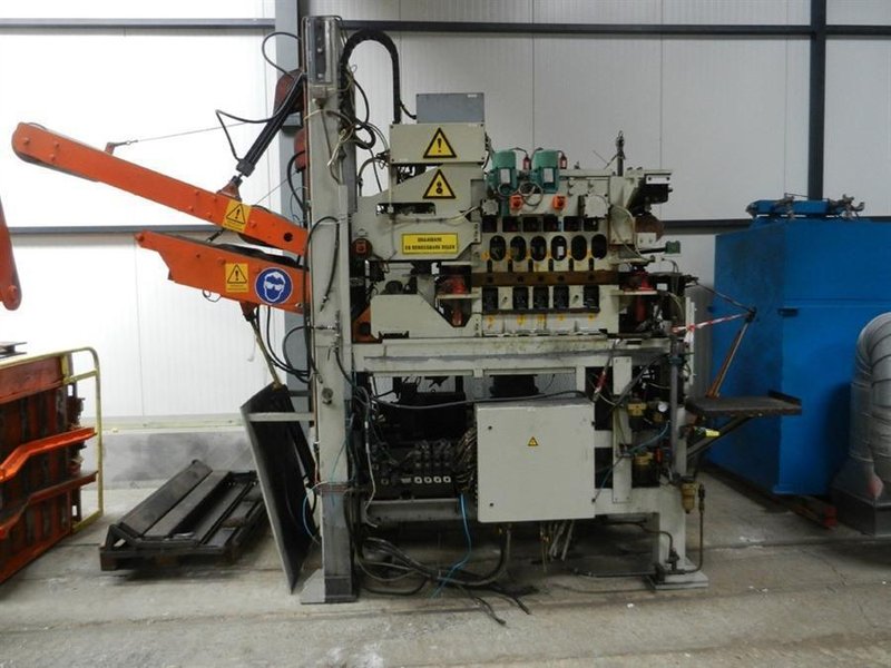 ZM straightener + feeder - 800 x 5 mm