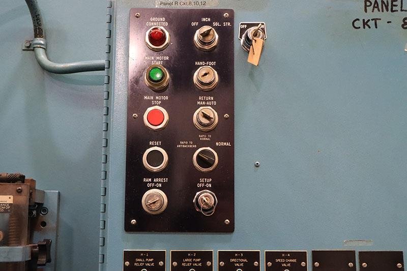 55 Ton x 8 Ft NIAGARA Hydraulic Press Brake, Model HD55-6-8