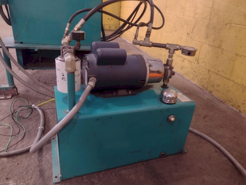 72" X 18 GA IOWA PRECISION MODEL WHISPER-LOC HYDRAULIC PITTSBURG SEAM CLOSURE MACHINE: STOCK #17509