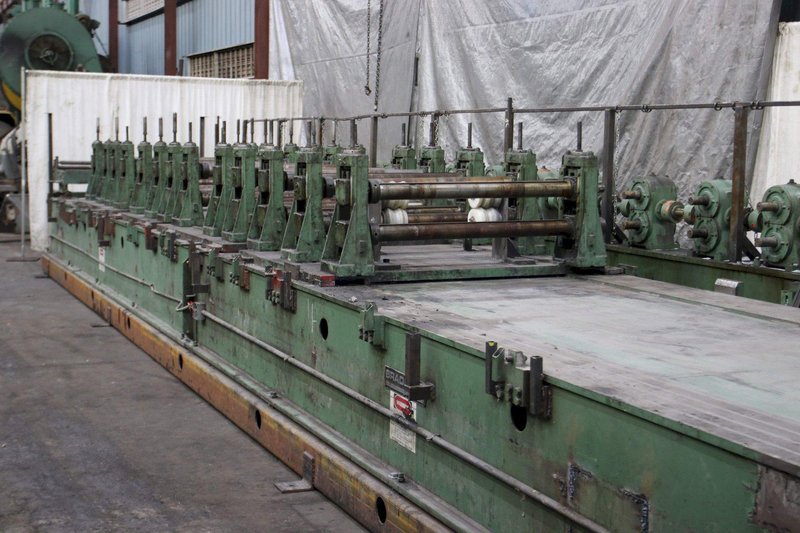 13 STANDS X 3&quot; X 44&quot; BRADBURY ROLLFORMER: STOCK #69558