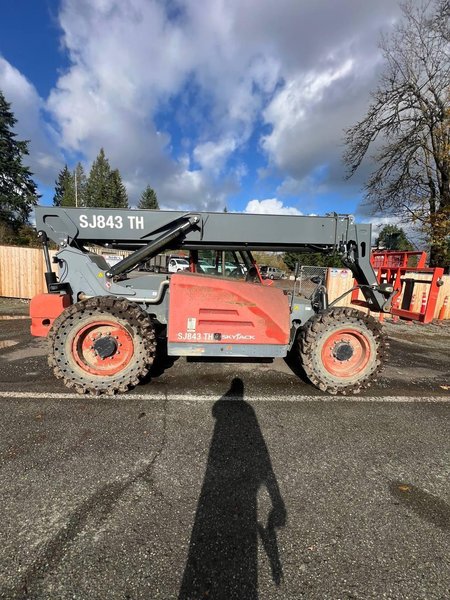 Skyjack SJ848TH Rough Terrain Telehandler; 2018 – 8,000 lb, 44 ft Reach