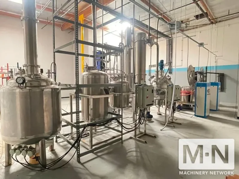 Full Extraction Line: Centrifugal Separator, Falling Film Evaporator, Spherical Vacuum Decompression Evaporator