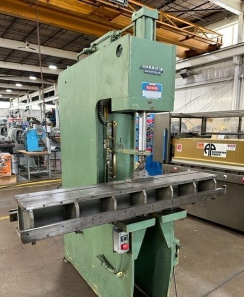 12 TON HANNIFIN MODEL #OGF-12D HYDRAULIC C-FRAME PRESS 18&quot; STROKE: YOBRO #24081