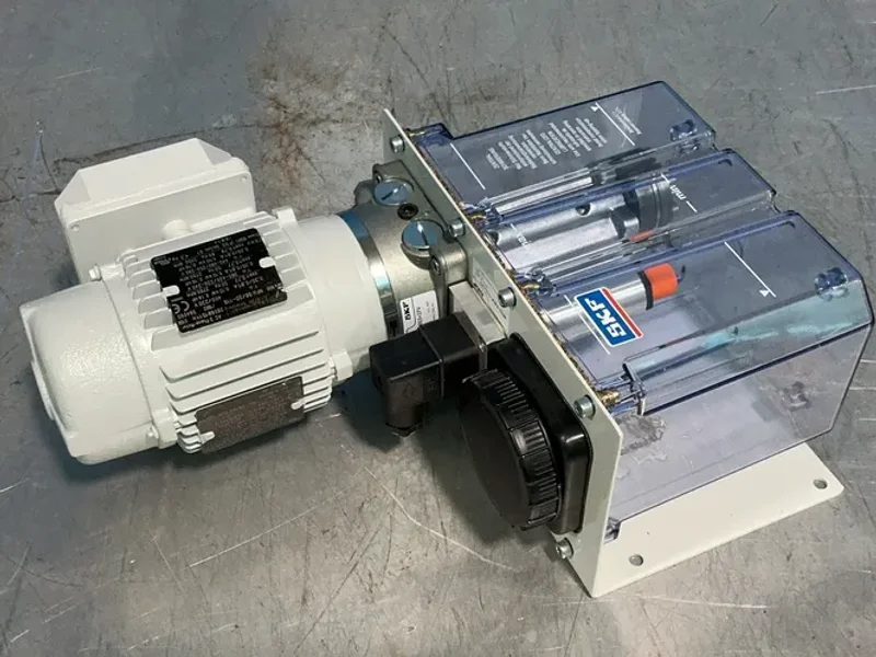 SKF CENTRALIZED LUBRICATION PUMP UNIT  -  MFE2-KW3F-S13+1FV