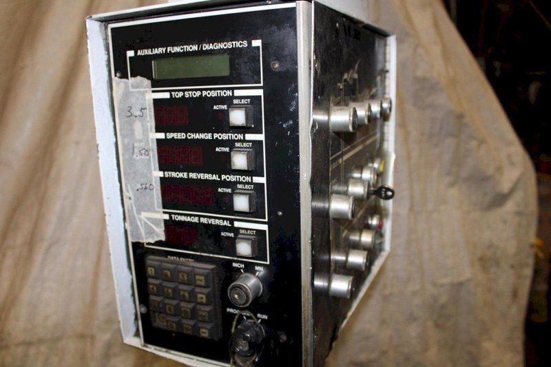 175 TON CINCINNATI HYDRAULIC PRESS