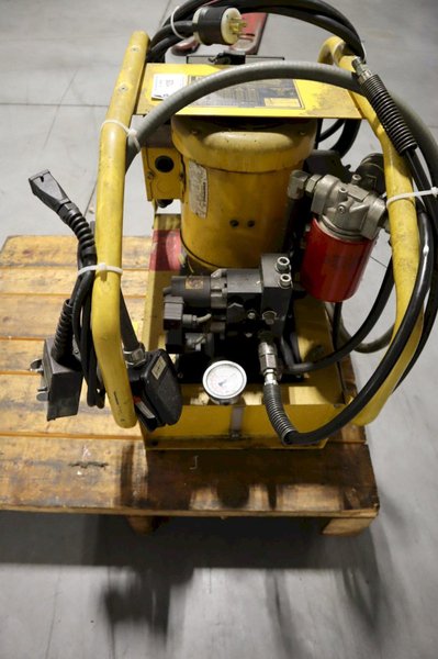 Enerpac GPER5420GFH Electric Hydraulic Pump Unit, 10,000 PSI with 5 Gallon Oil Tank- Auction Item