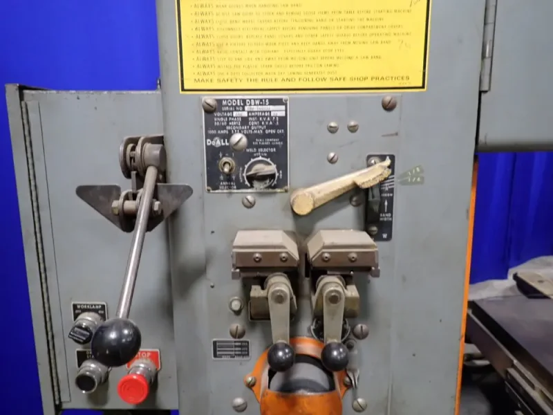 DOALL 14" X 20" VERTICAL BAND SAW  -  2012-1A