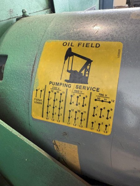 STRIPPIT SUPER 30/40 40-TON SINGLE STATION PUNCH PRESS W/ TOOLING INCLUDED. STOCK # 0774325