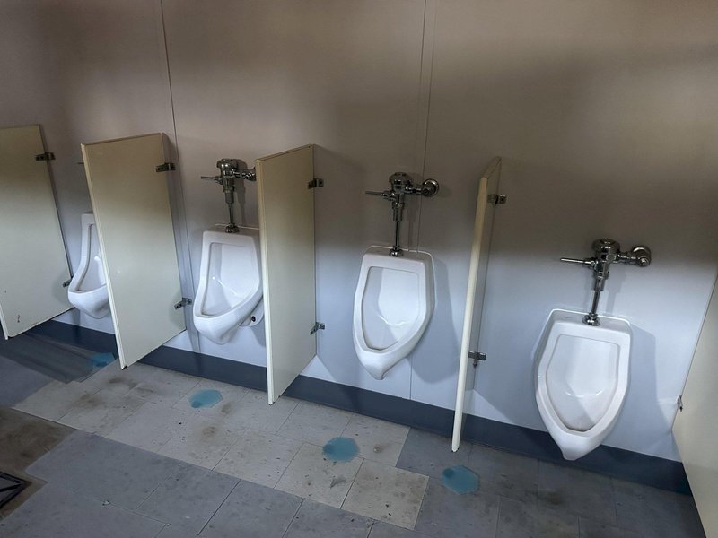 2008 MICHIANA MEN&#039;S &amp; WOMEN&#039;S PORTABLE BATHROOM TRAILER: STOCK #23097