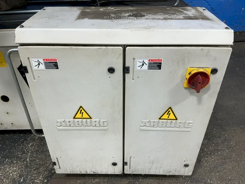ARBURG 16 KW ALLROUNDER HYDRAULIC INJECTION MOLDER  -  221 KS 350-100