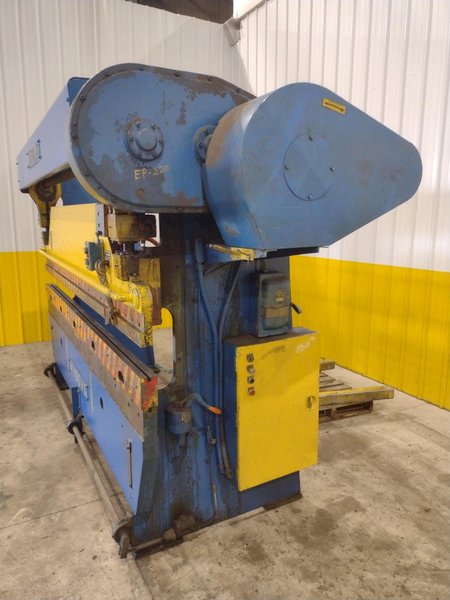 55 TON X 10&#039; WYSONG MODEL #55-8 MECHANICAL PRESS BRAKE: STOCK #22730