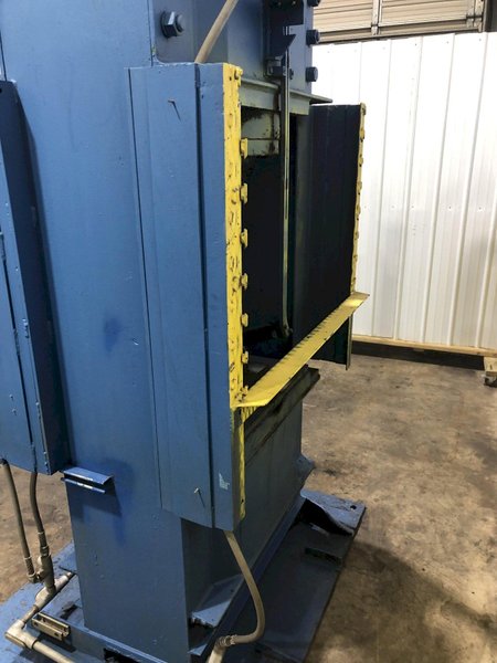 300 TON DAKE H-FRAME HYDRAULIC PRESS: STOCK #17036