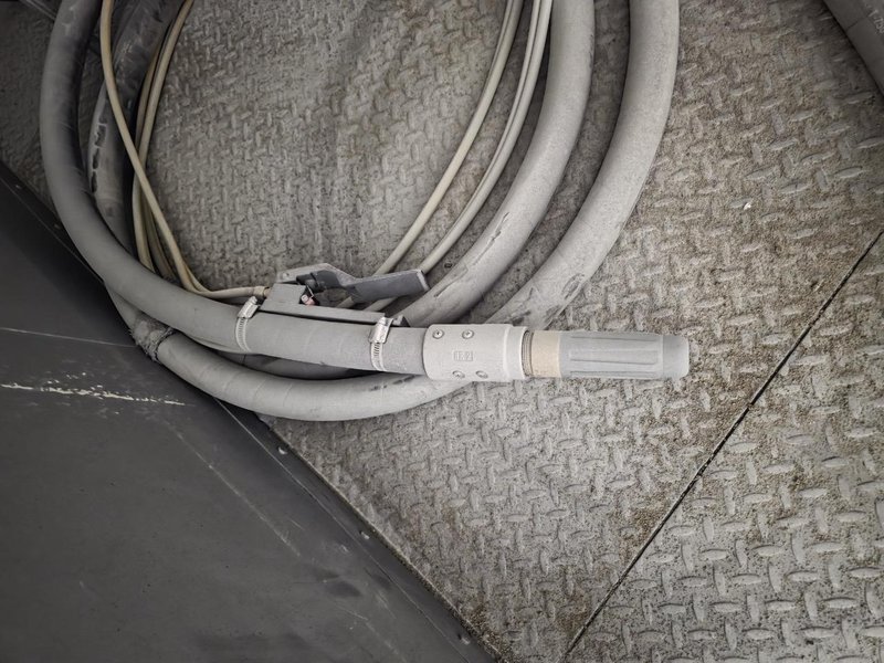 SpongeJet Sponge Media Blaster with Recycler 35E-CE and Fresh Air Hood, 2012