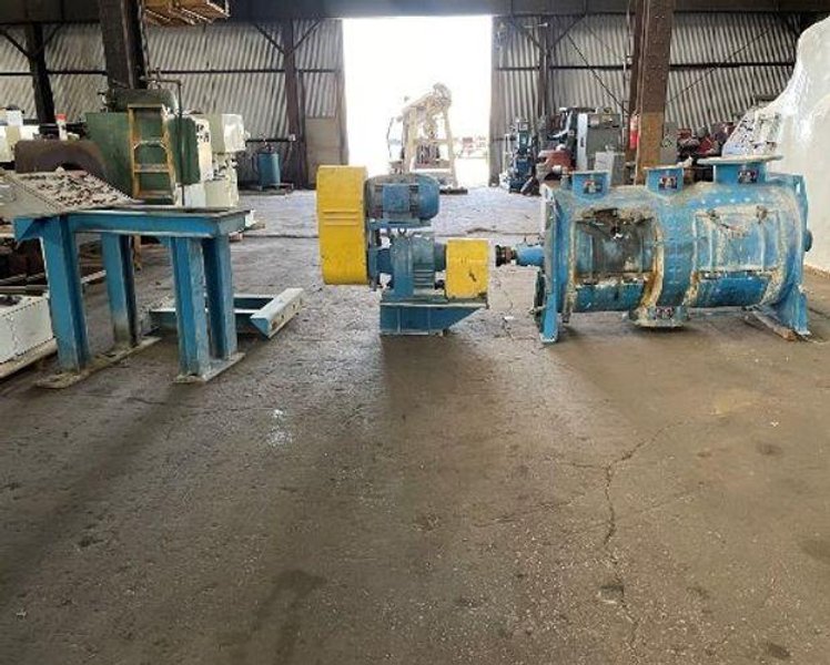 LITTLEFORD 42 CUT FT, 29.4 CU FT WORKING FKM 1200E MIXER  -  FKM 1200E