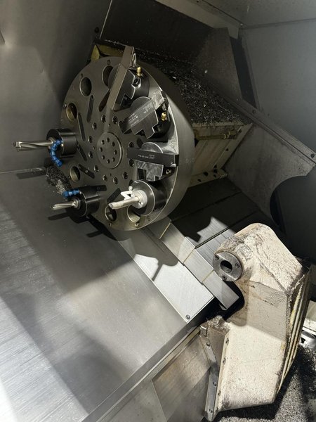 Haas HL-4 CNC Lathe, 1998 – Tool Presetter, Tailstock, Auger
