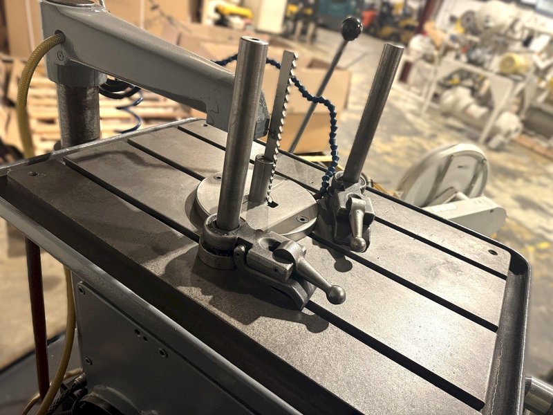 1/16 - 1 ½” Capacity Hansford Davis Model DA-15B Automatic Keyseater