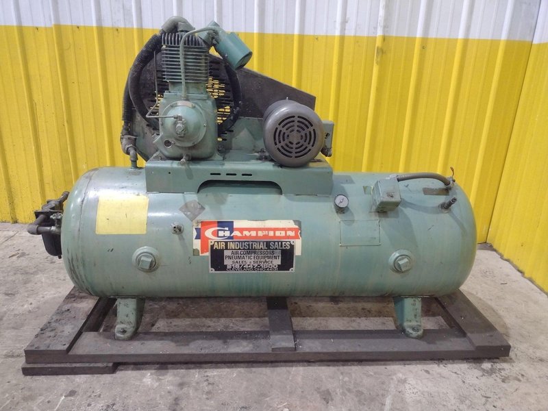 5 HP CHAMPION MODEL #HR5-8 SINGLE STAGE AIR COMPRESSOR: YOBRO #24823